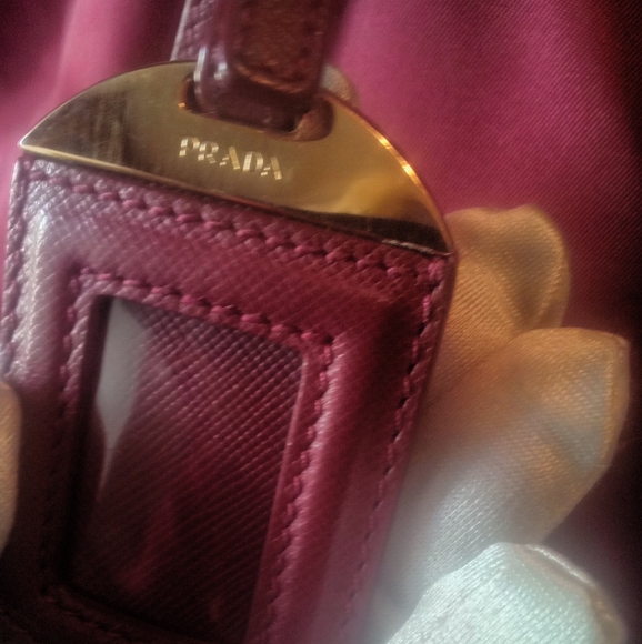 EUC PRADA BAG. - Picture 3 of 16